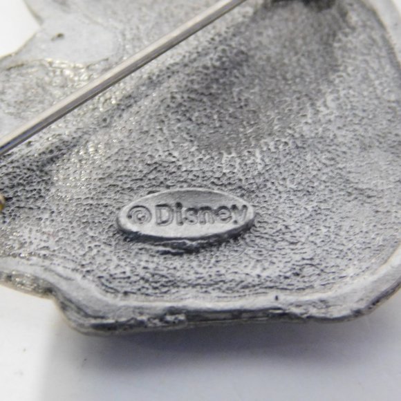 Vintage Winnie the Pooh with Honey Pot Pewter Pin Brooch Disney - Picture 4 of 5